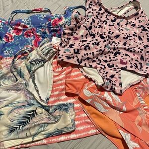 5 bikinis - girls - 12